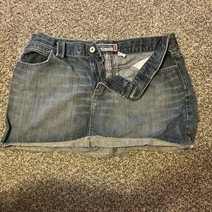 Old Navy Vintage Blue Denim Low Waist Mini Skirt/ Size 14/ 100% Cotton